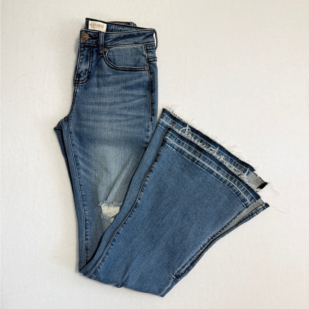 Shyanne Flare Jeans Size 27